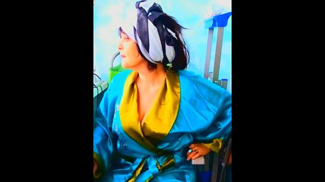 Не бывает женщине ЗА!!!!! И ПОД тоже!!! Текст песни, музыка Ольги Беляевской