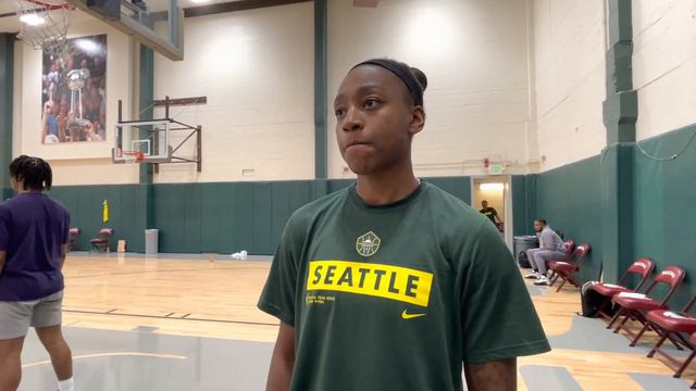Jewell Loyd on upcoming season смотреть онлайн