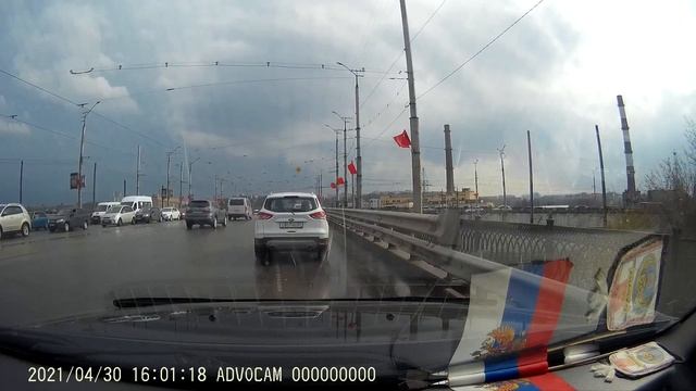 Как проехать перекресток в пробке, на вокзал Смоленск.