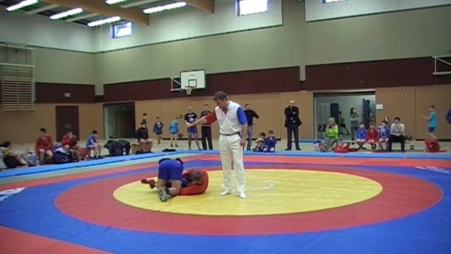 Offenen Landesmeisterschaft im Sambo in Lüneburg 2013 / А.Моисеев - Н.Бауэр смотреть онлайн