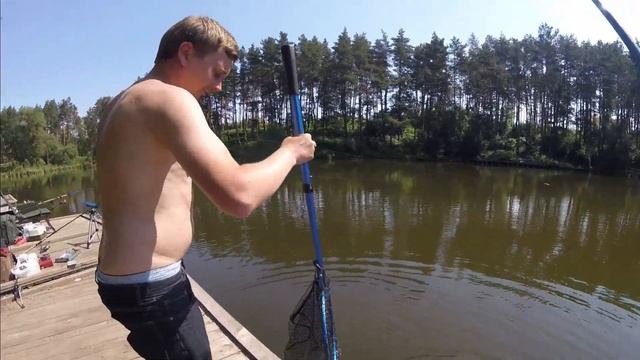 ЛОВЛЯ КАРПА НА ФЛЭТ-ФИДЕР ЛЕТОМ. Вот это поклевки!! Активный клев карпа не заставляет скучать! смотреть онлайн