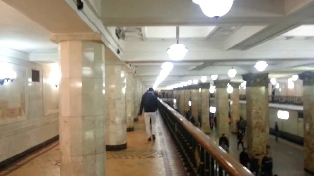 06.04.2013.м.Комсомольская.Разведчики. смотреть онлайн