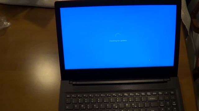 Lenovo Ideapad 100-15IBD : Unboxing and sound test смотреть онлайн