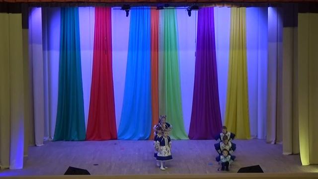 Калейдоскоп У леса на опушке смотреть онлайн