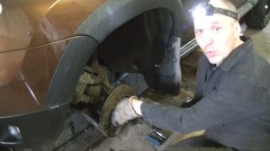 Renault Duster замена передних тормозных дисков