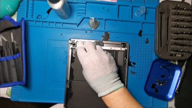 iPad Air 1 9.7 Touch-screen replacement смотреть онлайн