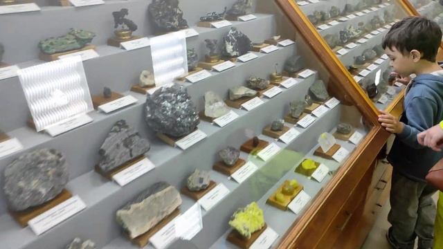 Ильменский заповедник. Естественно-научный музей г. Миасс смотреть онлайн