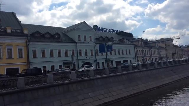 СТОЛИЧНЫЙ VLOG #2 Прогулка на теплоходе, Парк имени Горького смотреть онлайн