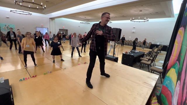 Kissing Boys Line Dance by Niels Poulsen & Guillaume Richard @2022 NWLD Blast смотреть онлайн