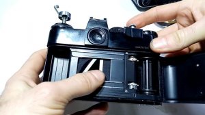 Лучше цифровой или плёночный ретро фотоаппарат зенит zenit 11?