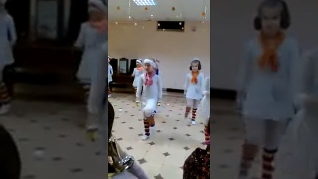 Ка бы не было зимы, кружок "маскарад" смотреть онлайн