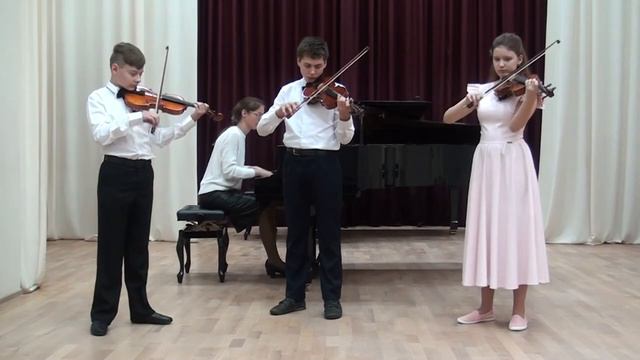 ДШИ п. Борисоглебский. Трио скрипачей. смотреть онлайн