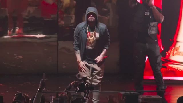 50 Cent Brings Out EMINEM in Detroit at The Final Lap Tour | Full Performance смотреть онлайн