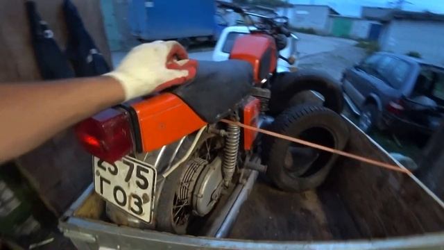 На НИВЕ С ПРИЦЕПОМ по бездорожью с ИЖ ЮПИТЕР 5 смотреть онлайн