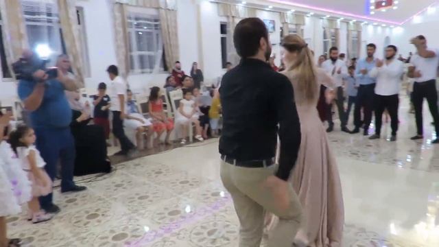 Meşhur Müğənni Dana ilə Azerbaycanlilarin Lezginka Rəqsi Hamini ayaga qaldirdi / 2018 смотреть онлайн