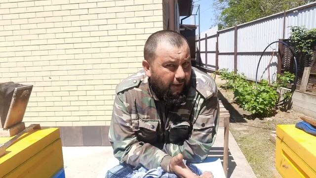Изоляция Маток на Майский Мёд!!!Борьба с Роение!!!Борьба с Клещём!!!Больше Мёда!!! смотреть онлайн
