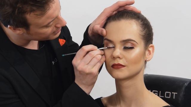 INGLOT Eyelashes Application смотреть онлайн