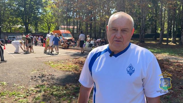 В Адыгее полицейские провели «Зарядку со стражем порядка» с воспитанниками детского лагеря смотреть онлайн