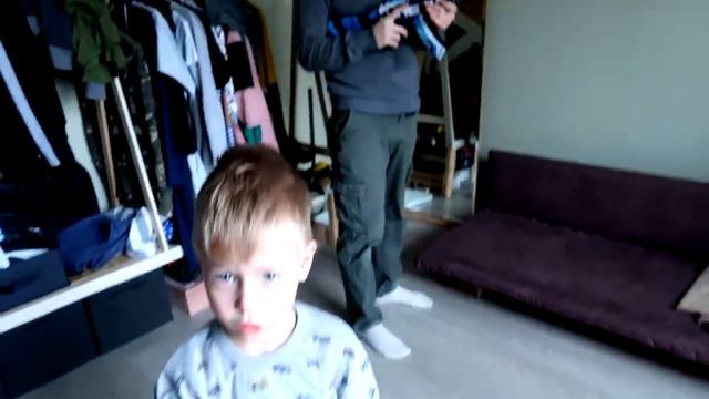 Vlog ❄ Даже муж в восторге ? деревянные пистолеты VozWooden / Идем на день рождения в детский центр