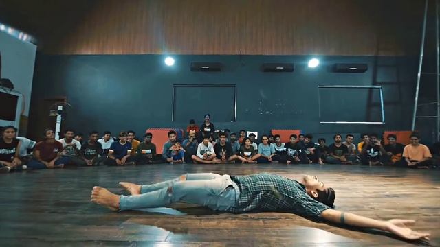 TU NA JAANE AAS PAAS HAI KHUDA | CONTEMPORARY DANCE | CHOREOGRAPHY BY -SOMANATH HOTTA смотреть онлайн