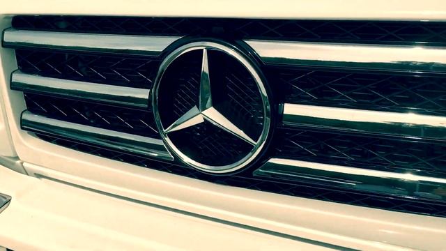 Mercedes Benz Kamloops G550 4X4 Squared смотреть онлайн