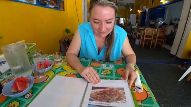 Паттайя. Джомтьен. Где вкусно и не дорого поесть. Кафе для тайцев