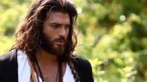 Джан Яман и Демет Оздемир женаты?