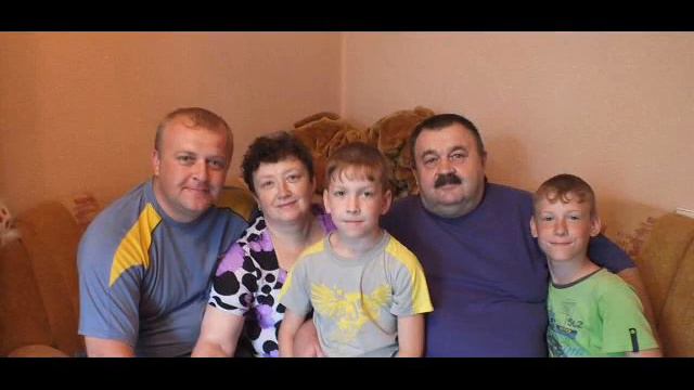 Для лучших друзей от ВИКТОРА ВОЗНЮК* смотреть онлайн
