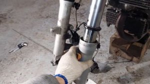 Замена Сальников и Масла в вилке Мотоцикла! Suzuki, Honda, Kawasaki, Yamaha