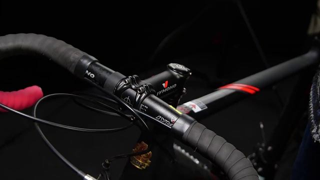 Велосипедный фонарь с аккумуляторной зарядкой по USB и звуковым сигналом GOOFY, 2600mAh смотреть онлайн