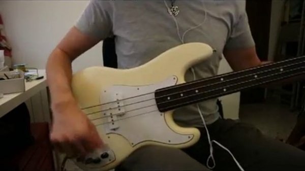 Fender Precision bass fretless piezo
