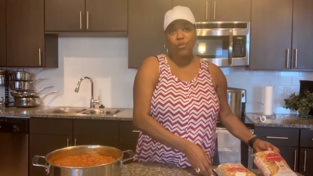 Penne Pasta Bolognese | Lavonne's Kitchen смотреть онлайн