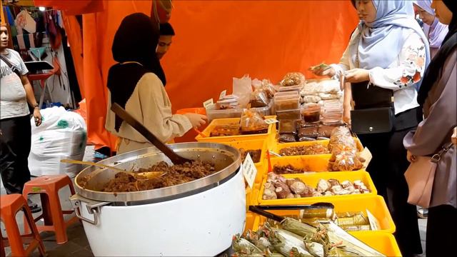 2019 Bazaar Ramadhan @ Jalan Tuanku Abdul Rahman, Kuala Lumpur смотреть онлайн