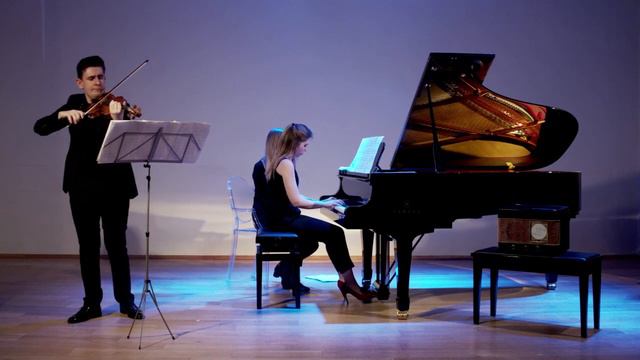 Андрей Оганесов и Екатерина Задорожная в проекте "Диалог с музыкой" смотреть онлайн