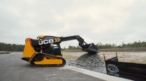 Мини погрузчик с телескопической стрелой JCB teleskid