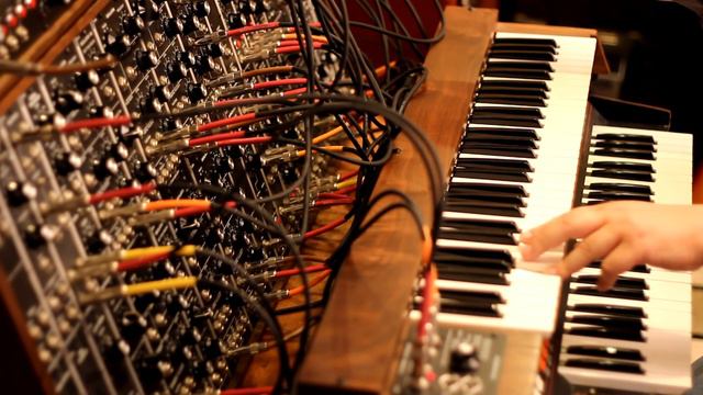 "Ennio Elettronico" смотреть онлайн