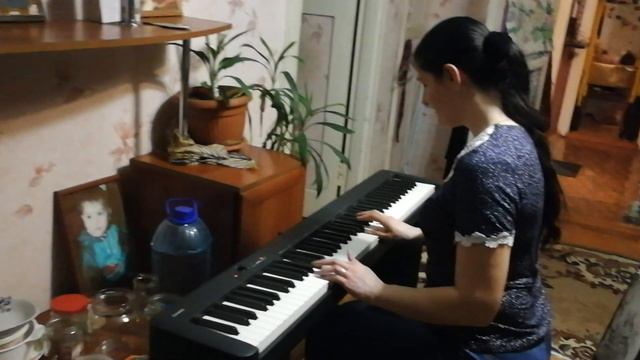 Когда 22 года не садилась за фортепиано. Забыла, как 4лавишм выглядят 🙈😅 смотреть онлайн