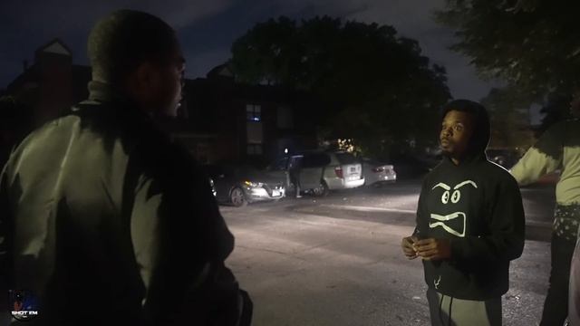 16ShotEm Takes Us To His Hood. Live From 130 King Drive (CP) смотреть онлайн