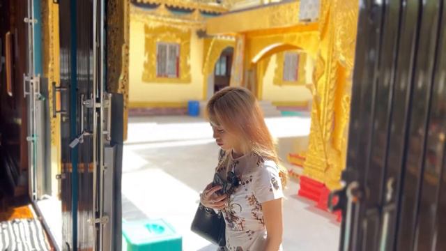 What is the story of the pagoda(temple) in the middle of the Yangon River in Myanmar? смотреть онлайн