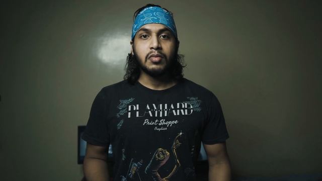 HOW TO DO CAR PHOTOSHOOT | AUDI Q3 | SONY A6400 | SIGMA 56MM F1.4 DC DN смотреть онлайн