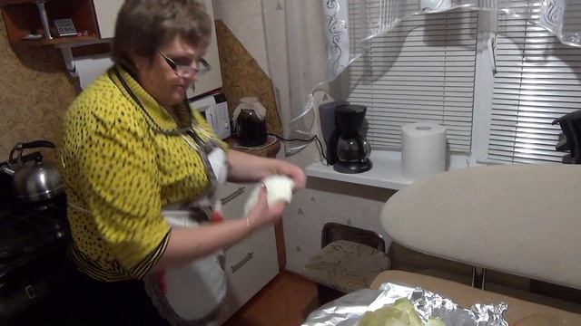 Свинина в капустных листьях, просто и вкусно. смотреть онлайн