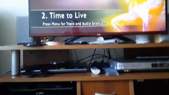 Сравнение звучания Yamaha BD- S677 и DVD Toshiba смотреть онлайн