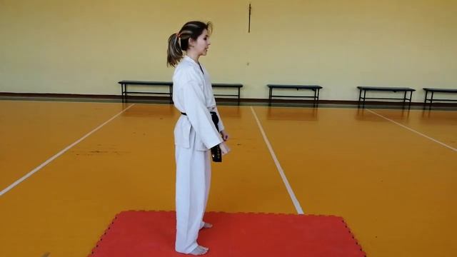 31 марта. Видео-занятие: Карате-до. Изучение прямых ударов. смотреть онлайн
