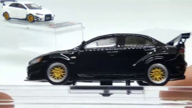 1/64 Mitsubishi Lancer Evolution X (EVO 10) Varis White & Black by CM-Model смотреть онлайн