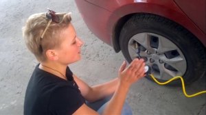 Как накачать колесо !