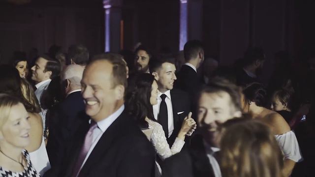 First Dance of Dave & Liz - Thinking out loud - Tony Roberts Cover смотреть онлайн
