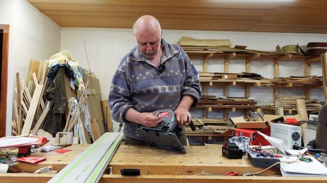 Аккумуляторная погружная пила Milwaukee 2831-20 смотреть онлайн