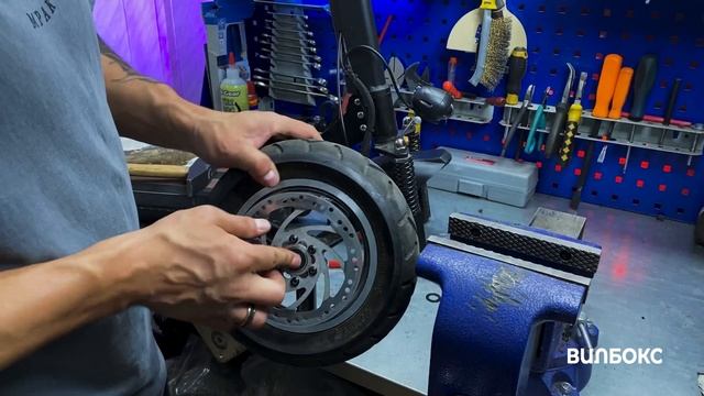 Замена подшипников переднего колеса Kugoo M4 Pro