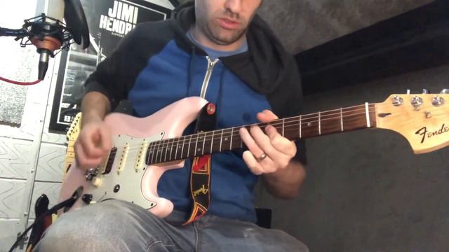Squier Affinity Stratocaster 2001 Modded - Fender American Professional Loaded Scratchplate V-Mod смотреть онлайн