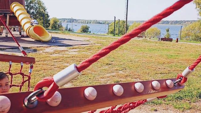 Конаково осенью. Прогулка по городу и купание в холодной Волге. Конаковский бор. Пьяный мост. смотреть онлайн